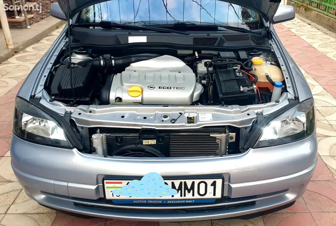Opel Astra G 2001 · 1.8 AT