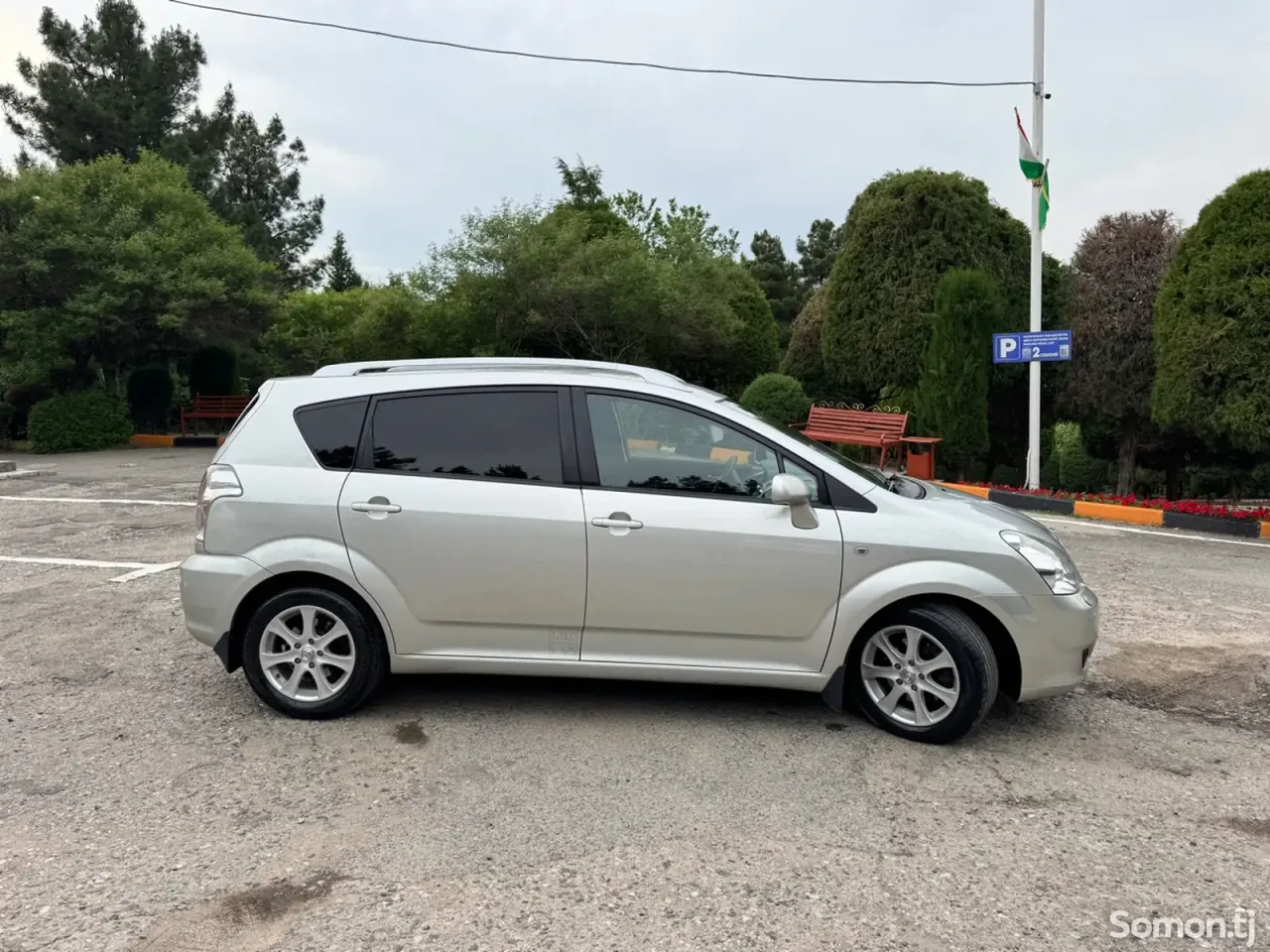 Toyota Verso 2007 · 2.2 MT