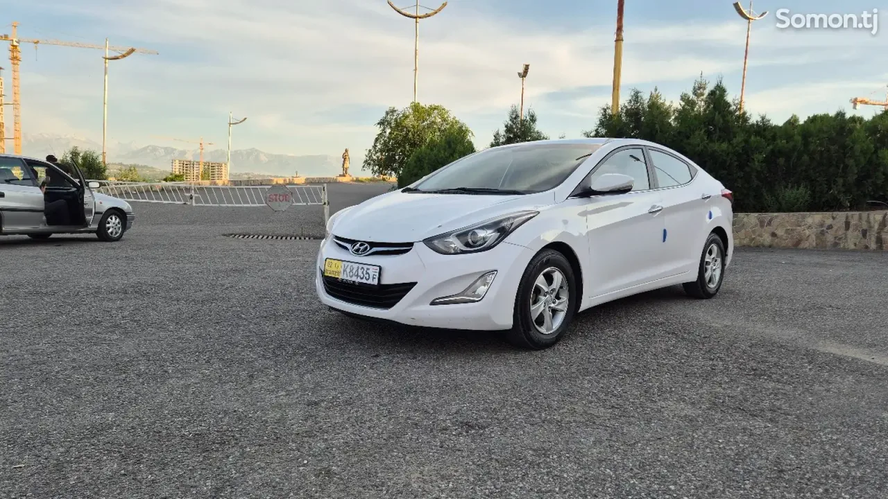 Hyundai Avante 2014 · 1.6 AT