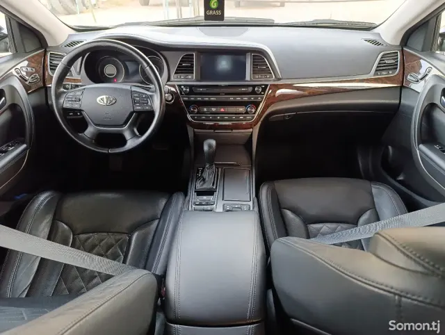 Hyundai Aslan 2014 · 3.0 AT