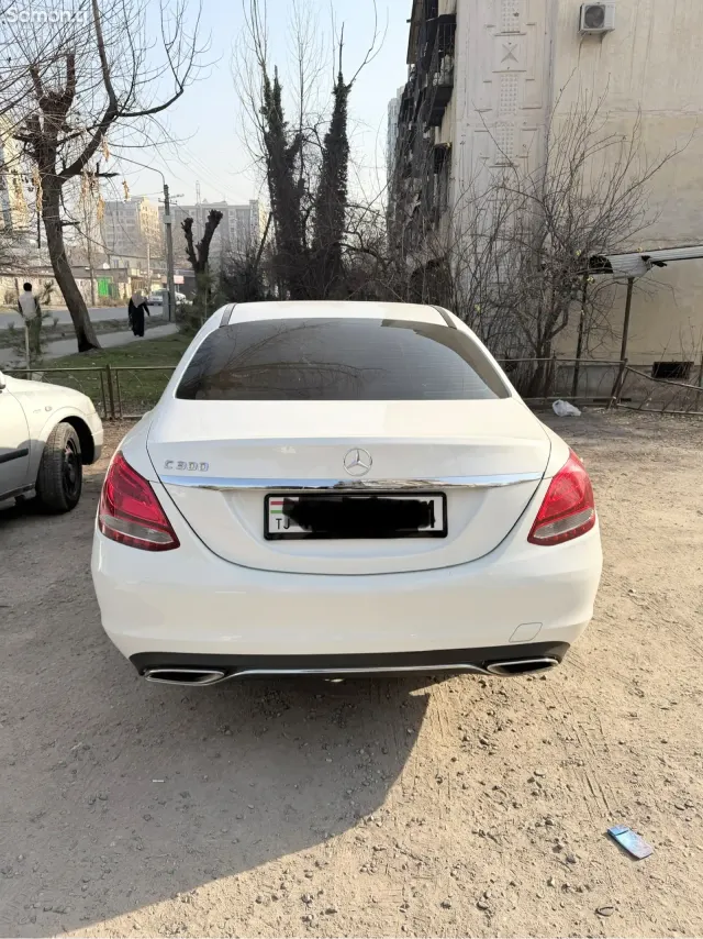 Mercedes-Benz C class 2015 · 2.0 AT