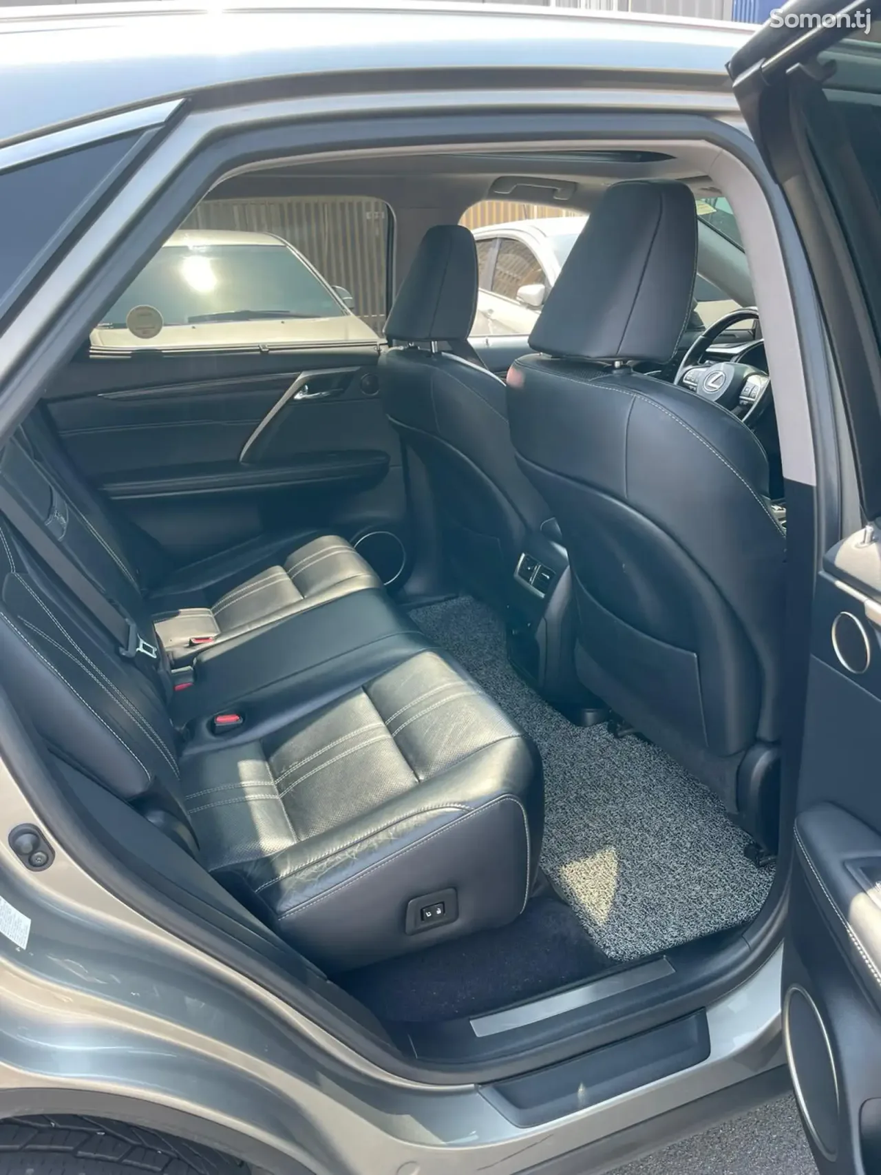 Lexus RX series 2018 · 4.5 AT