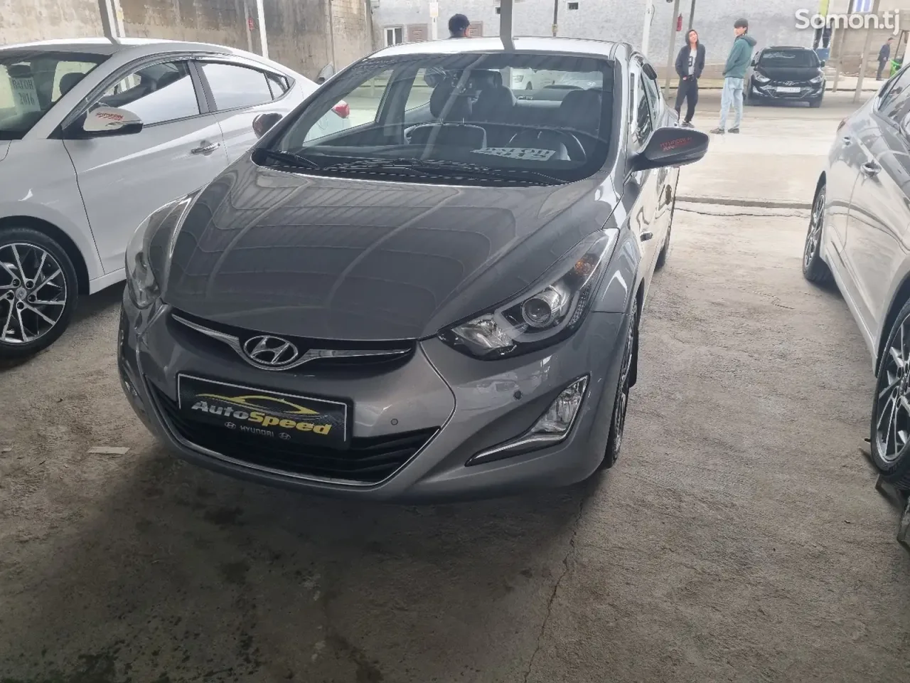 Hyundai Avante 2014 · 1.6 AT
