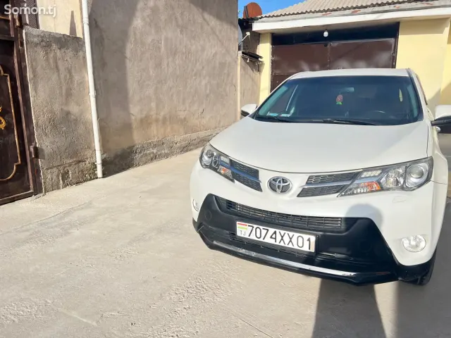 Toyota RAV 4 2015 · 2.5 AT