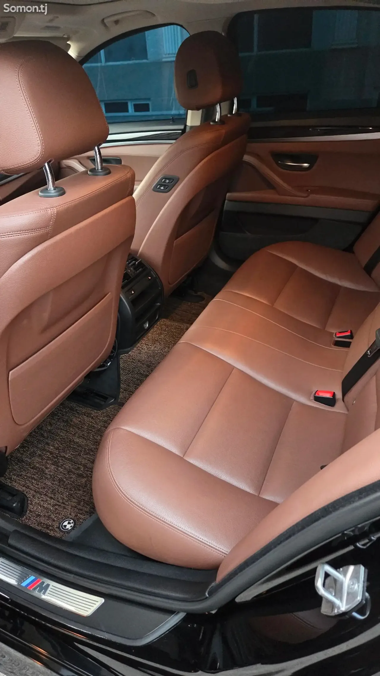 BMW 5 series 2016 · 3.0 AT
