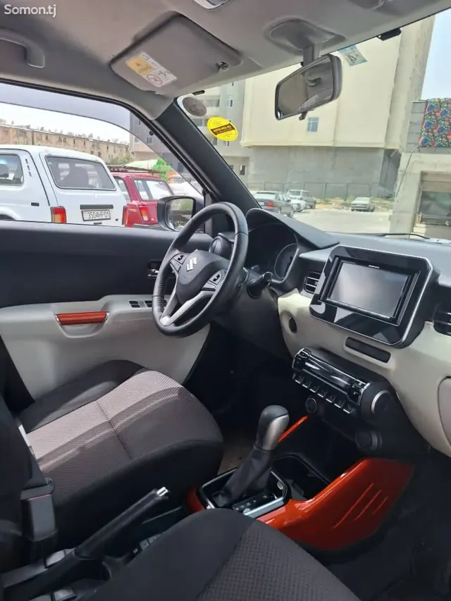 Suzuki Ignis 2018 · AT