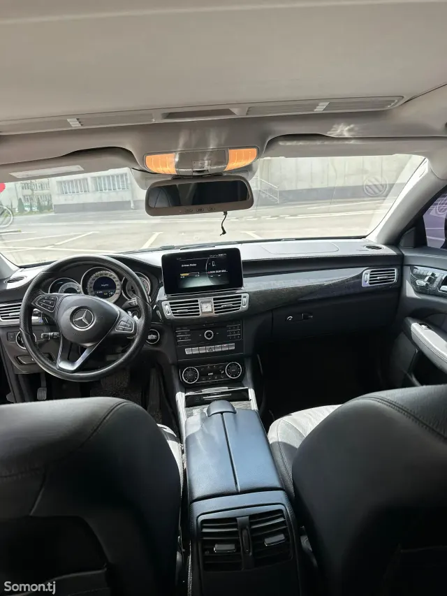 Mercedes-Benz CLS class 2015 · 2.5 AT
