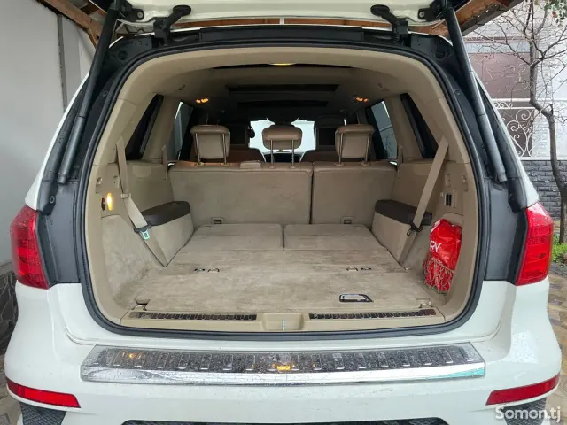 Mercedes-Benz GL class 2014 · 5.5 AT