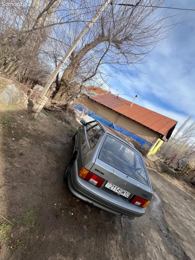Lada (ВАЗ) 2114 2012 · 1.7 MT