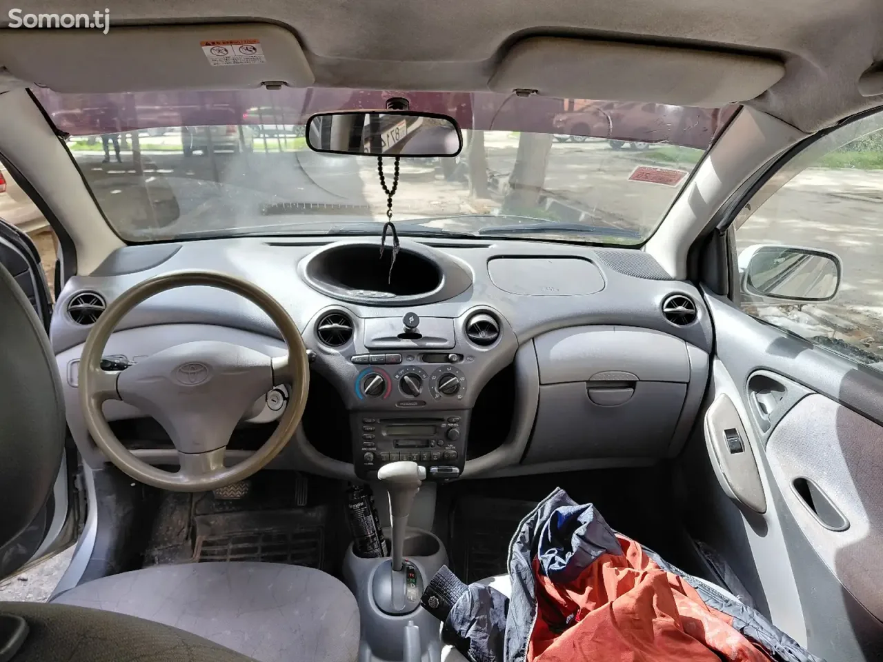 Toyota Vitz 1999 · 1.1 AT
