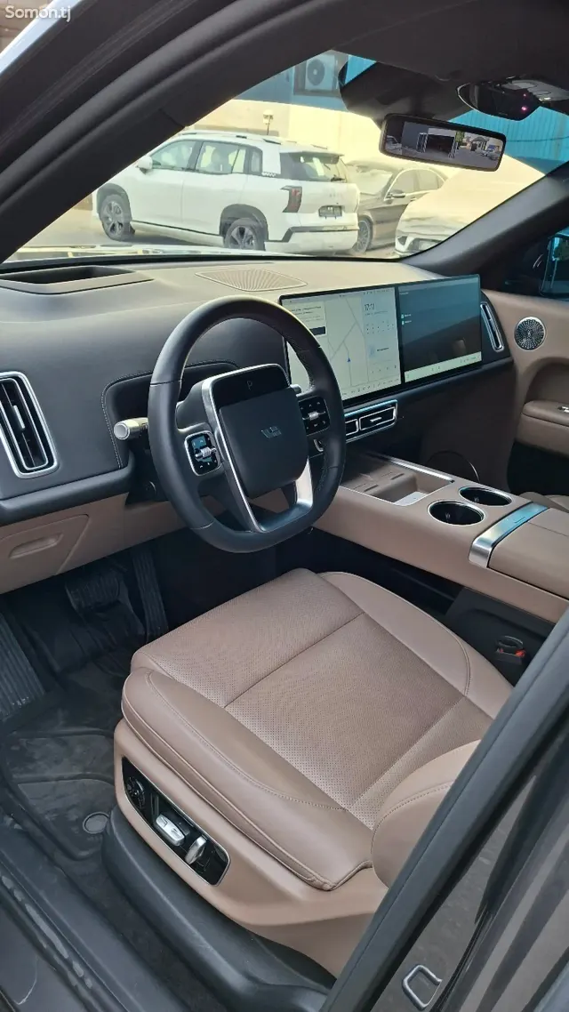 Li Auto (Lixiang) L9 2026 · AT