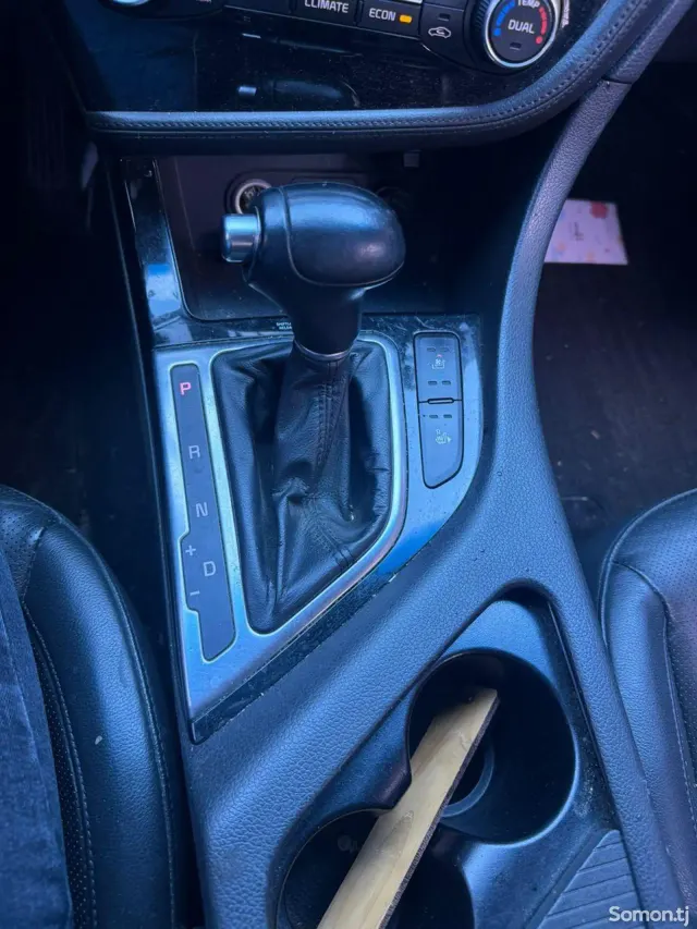 Kia K5 2014 · 2.0 AT