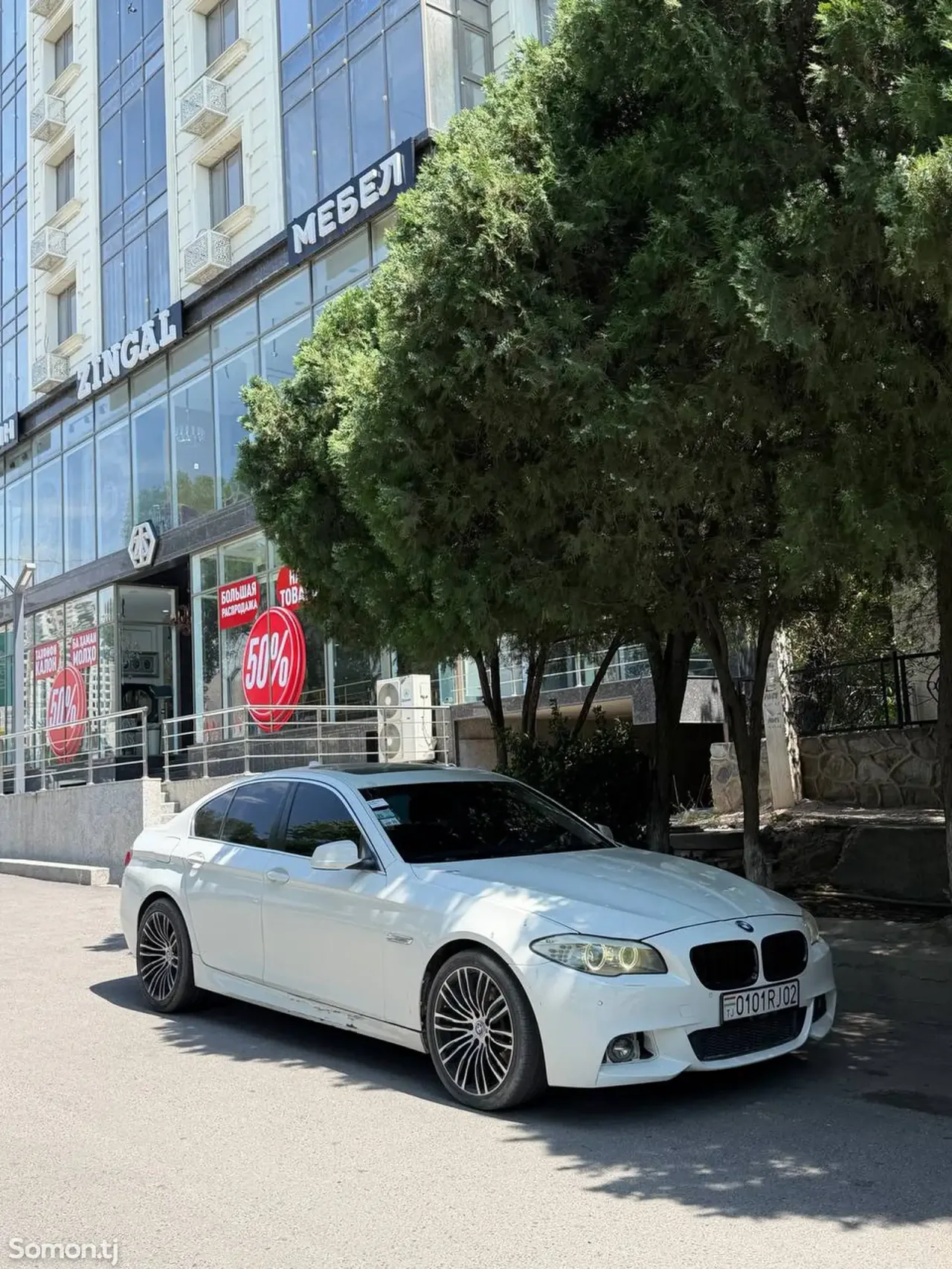 BMW 5 series 2012 · 2.0 AT