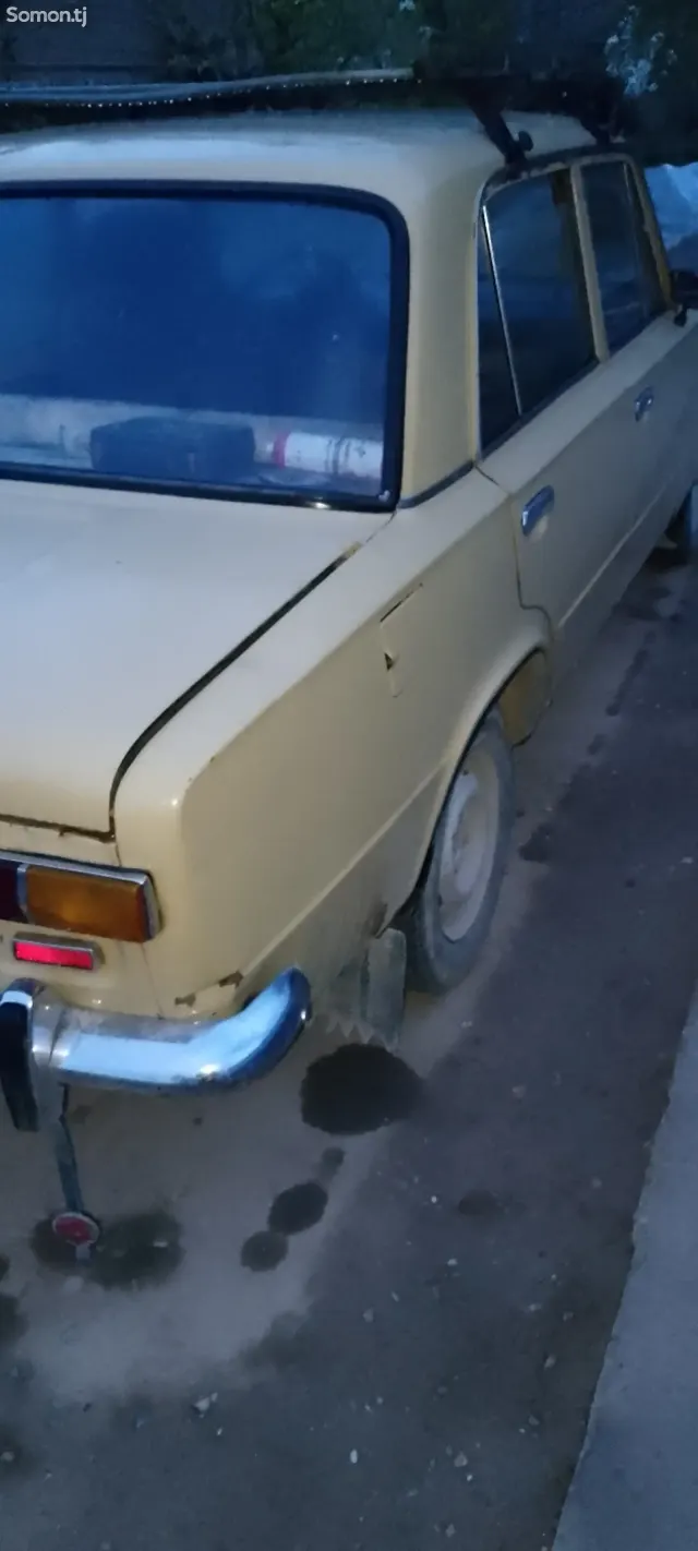 Lada (ВАЗ) 2101 1979 · 1.1 MT