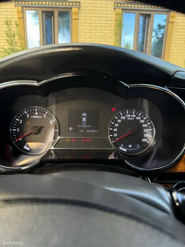Kia K5 2011 · 2.2 AT