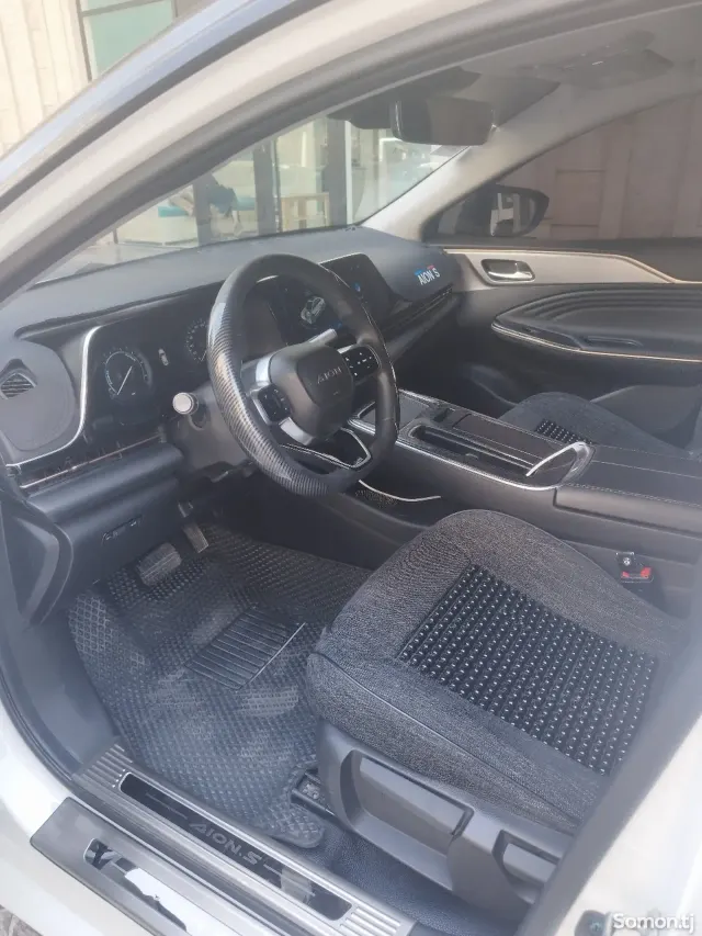 GAC Aion S Plus 2025 · 2.3 AT