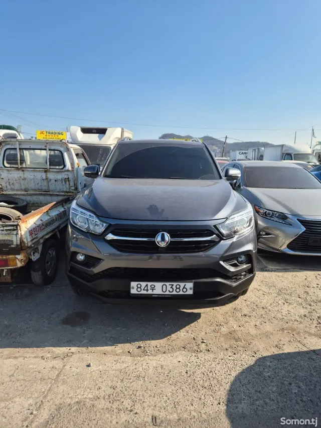 Ssang Yong Rexton 2018 · 2.2 AT