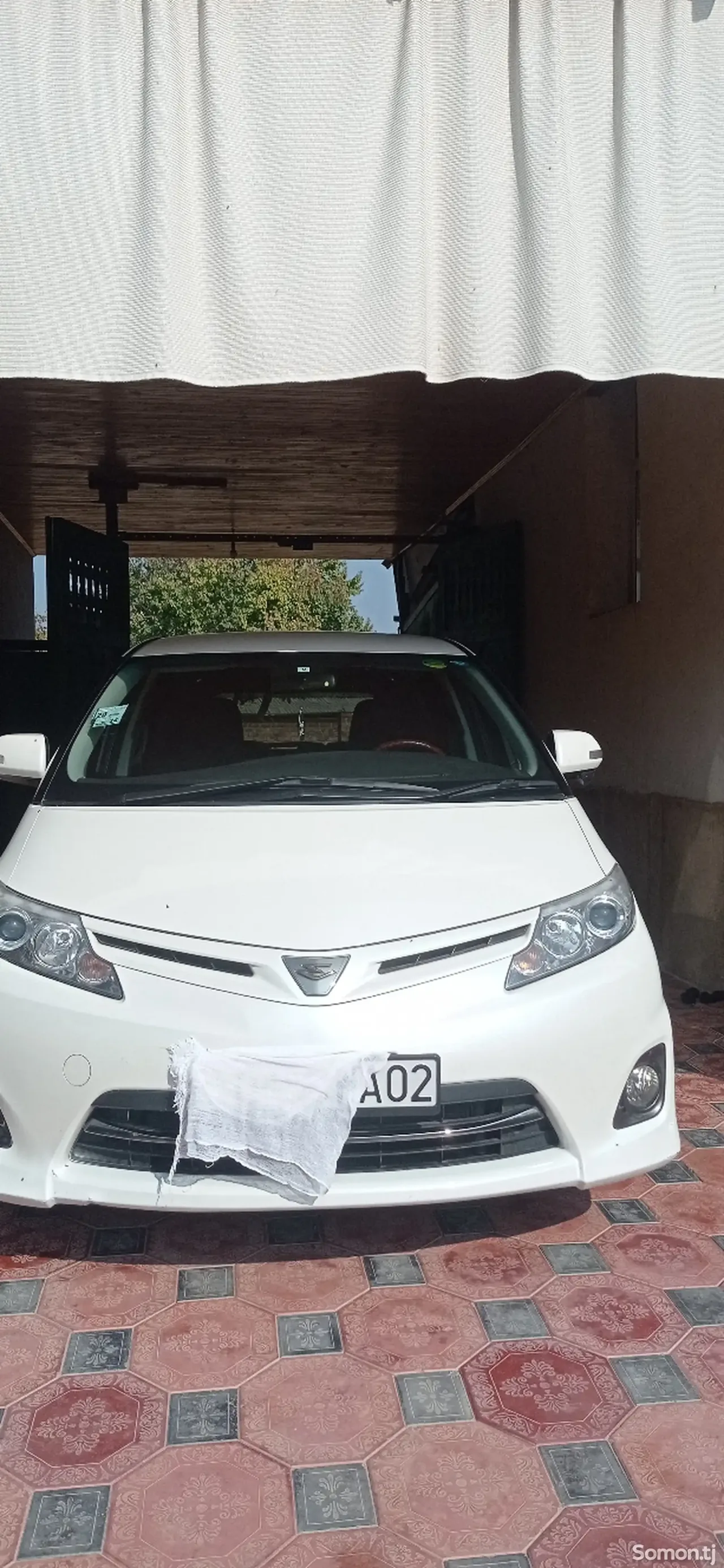 Toyota Estima 2009 · 2.4 AT