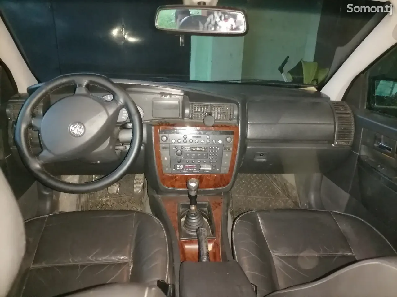 Opel Omega 2002 · 2.0 MT