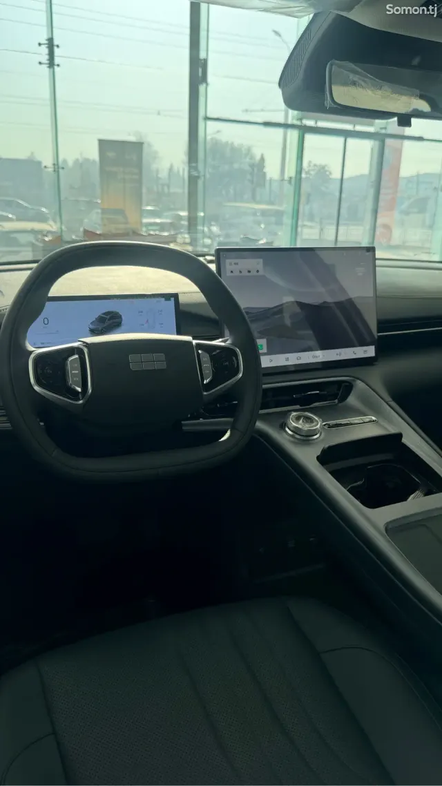 Geely Galaxy E5 2025 · AT