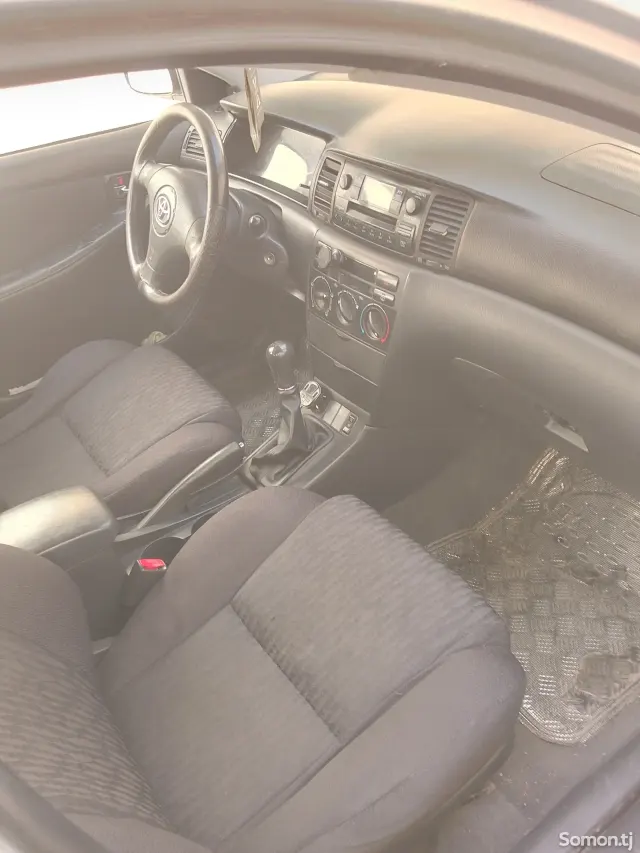Toyota Corolla 2006 · 1.6 MT