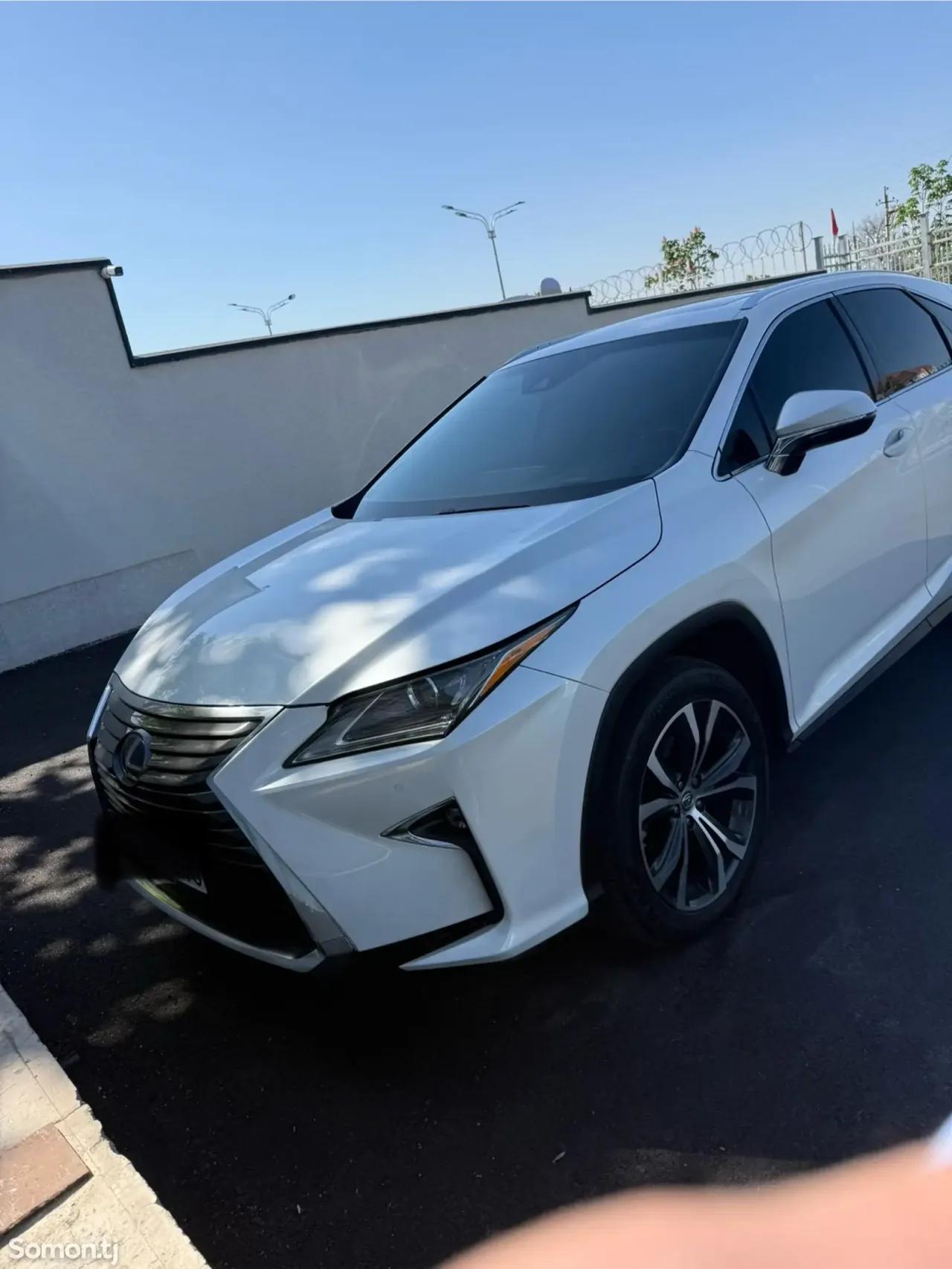 Lexus RX series 2017 · 3.5 AT