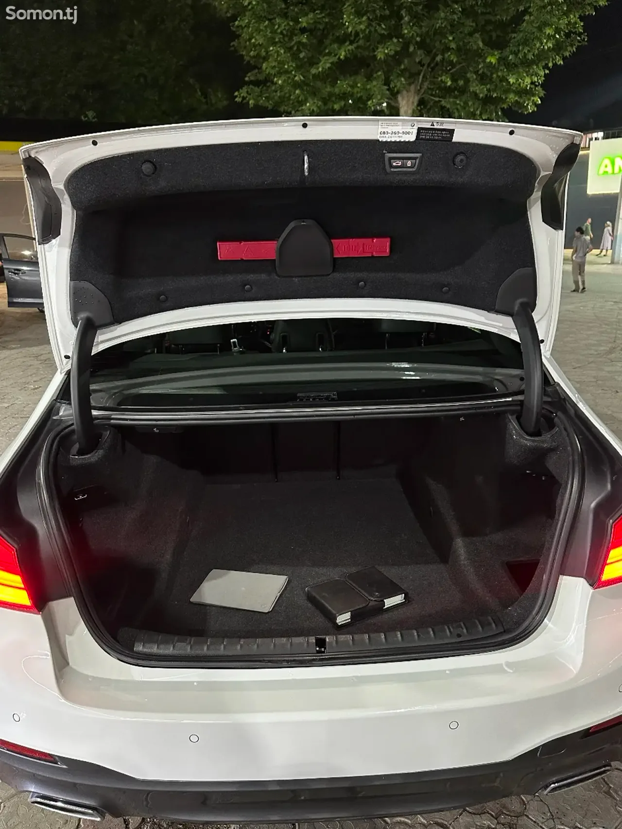 BMW 5 series 2017 · 2.0 AT