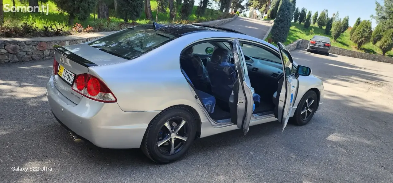 Honda Civic 2009 · AT