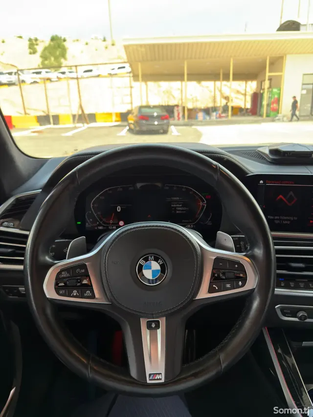 BMW X7 2021 · 3.0 AT