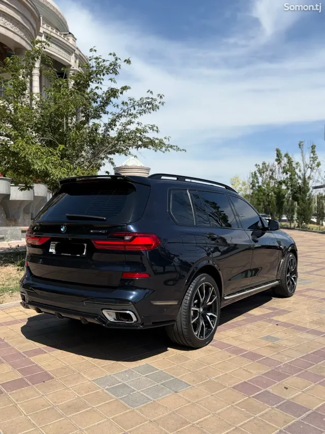 BMW X7 2020 · 3.0 AT