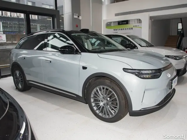 Leapmotor C11 2025 · AT