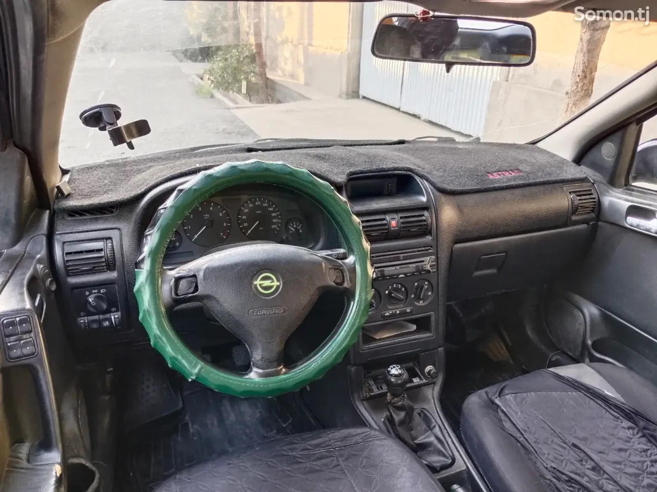 Opel Astra G 1999 · 1.6 MT
