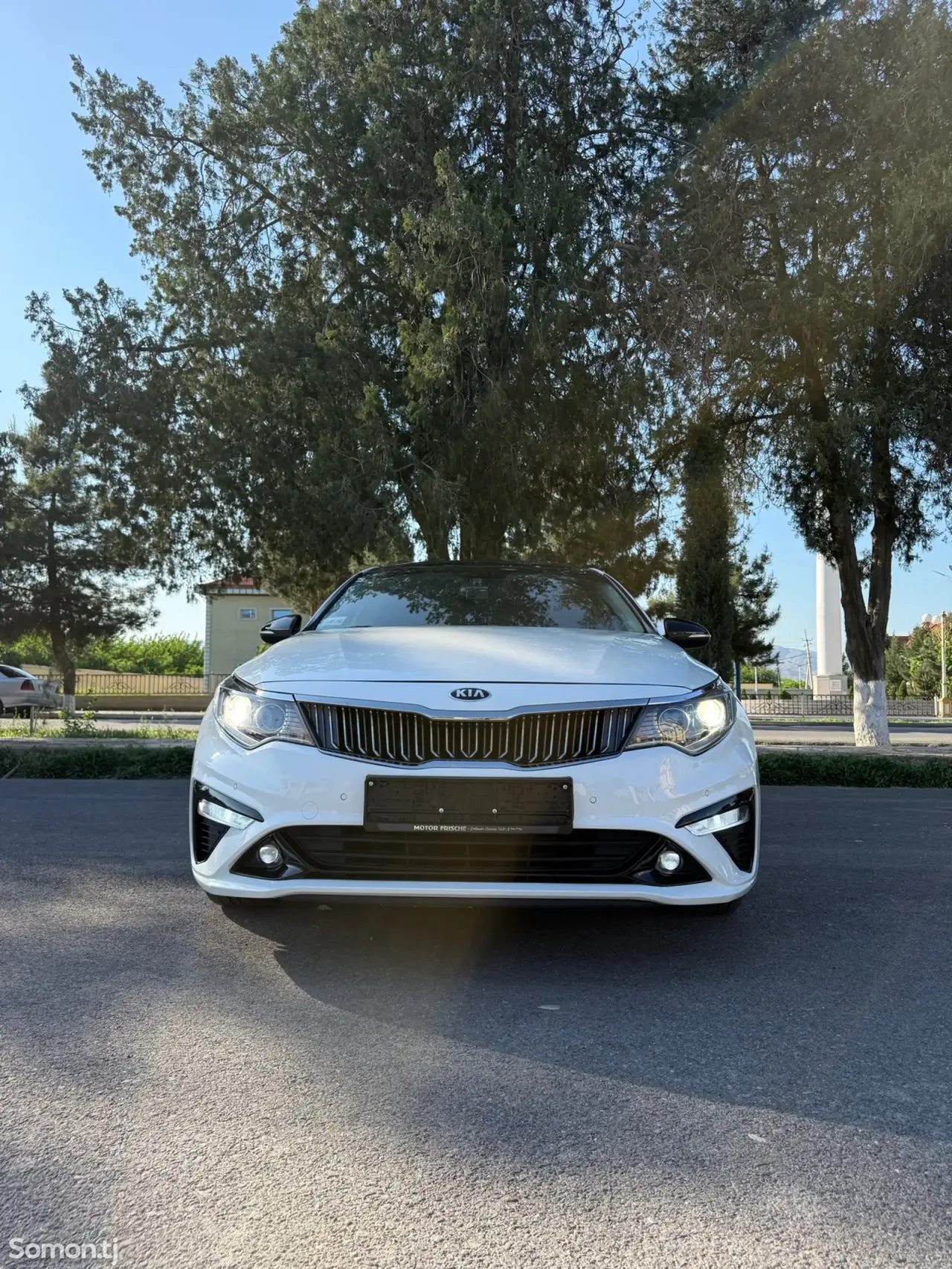 Kia K5 2015 · 2.0 AT