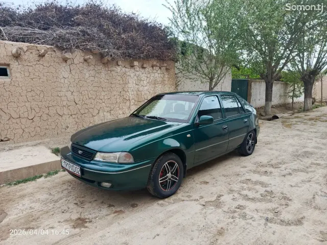 Daewoo Nexia 1995 · 1.6 MT