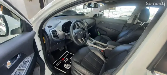 Kia Sportage 2015 · 2.0 AT