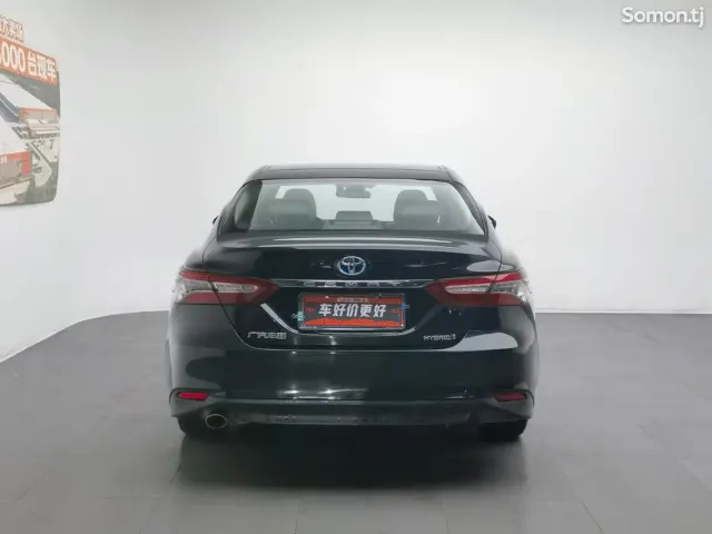 Toyota Camry 2019 · 2.5 AT