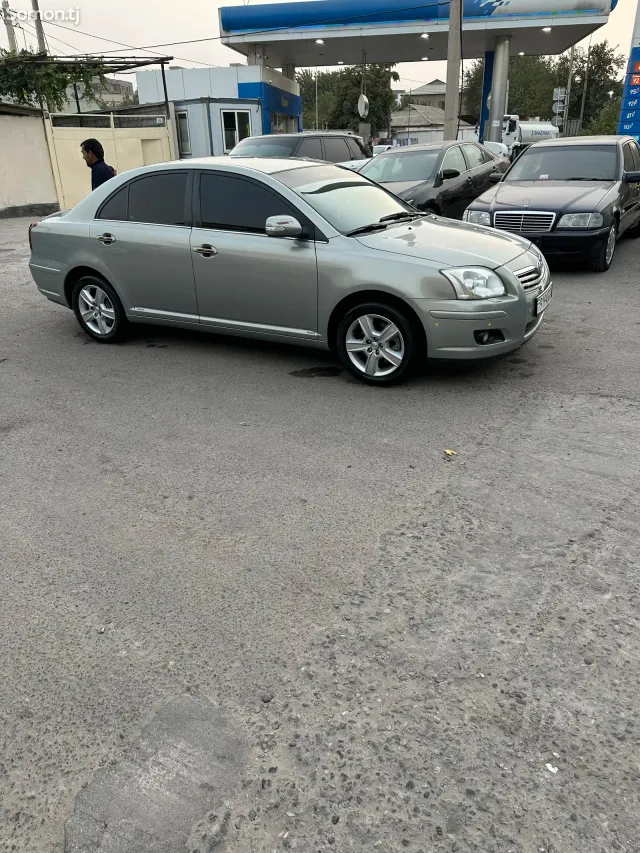 Toyota Avensis 2008 · 2.0 AT