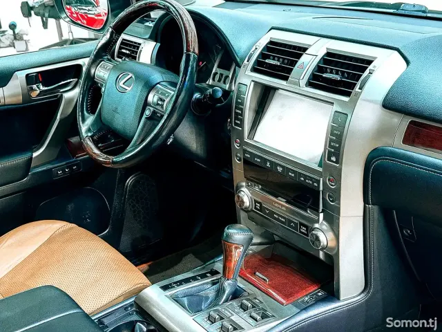 Lexus GX series 2015 · 4.6 AT