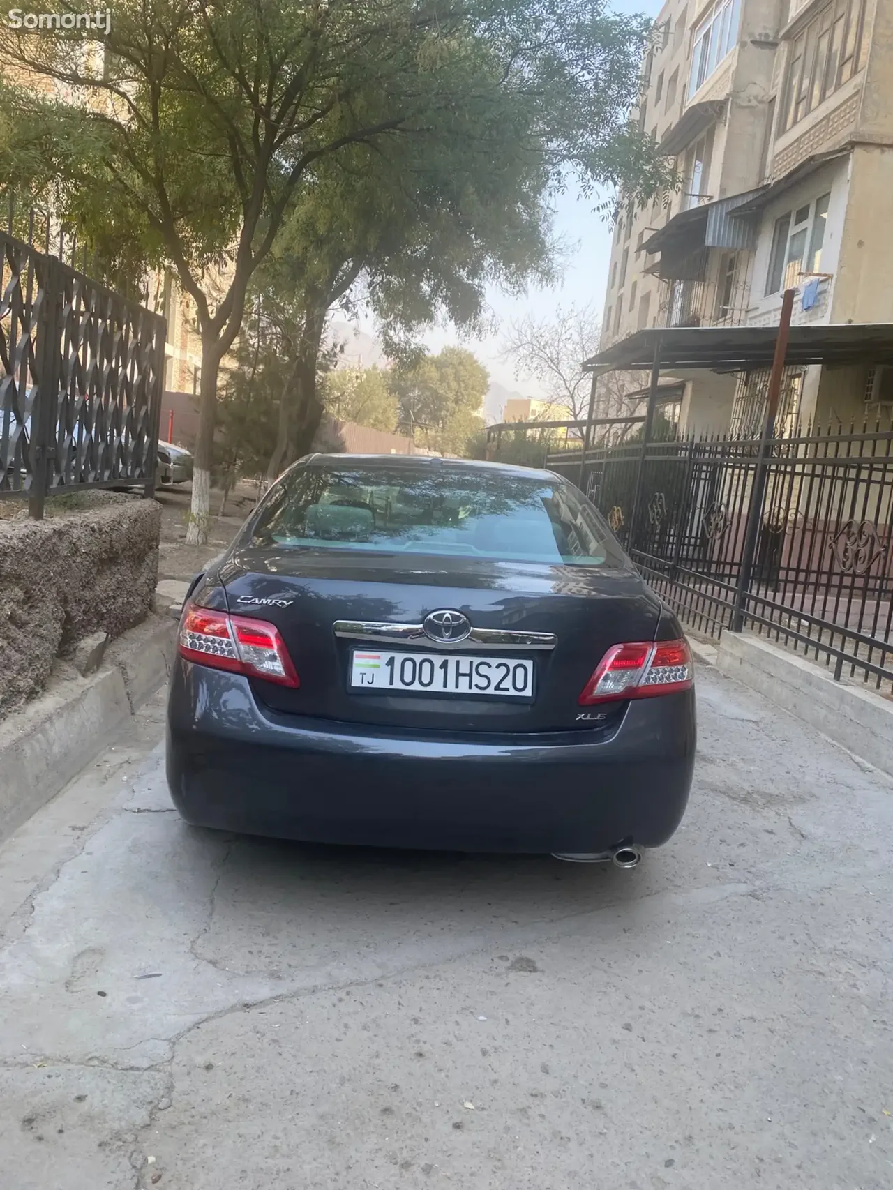 Toyota Camry 2011 · 2.5 AT