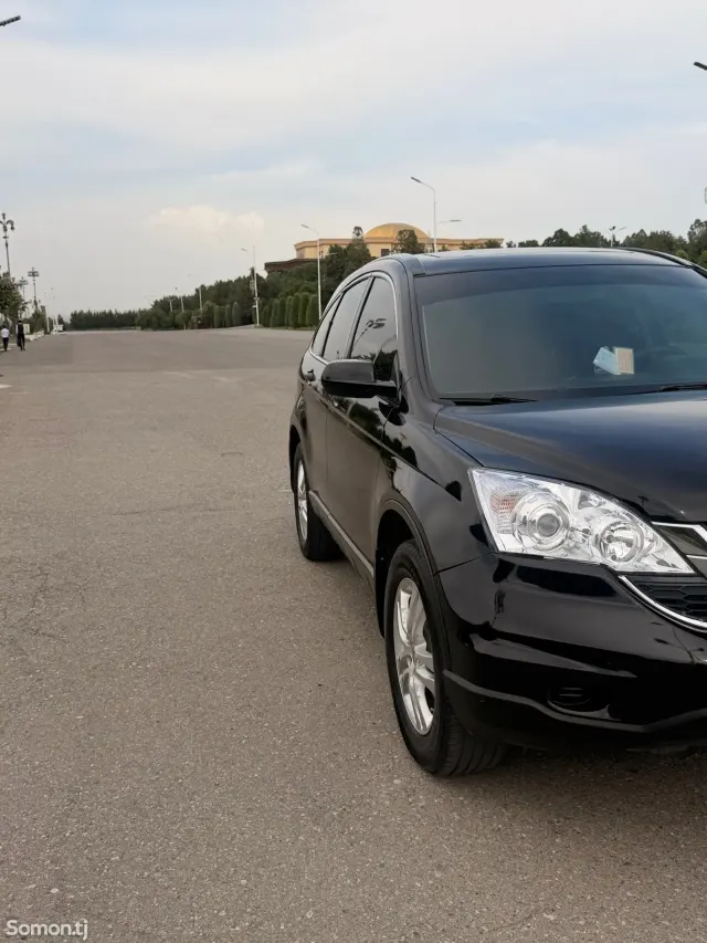 Honda CR-V 2011 · 2.4 AT