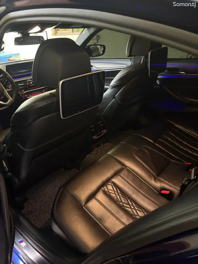 BMW 5 series 2017 · 2.0 AT