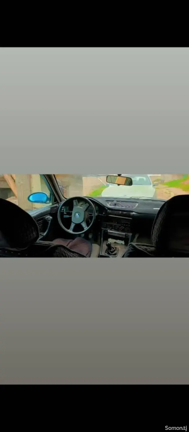 BMW 5 series 1990 · 2.8 MT