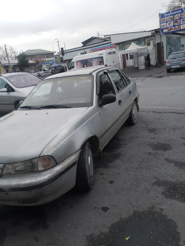 Daewoo Nexia 1995 · MT