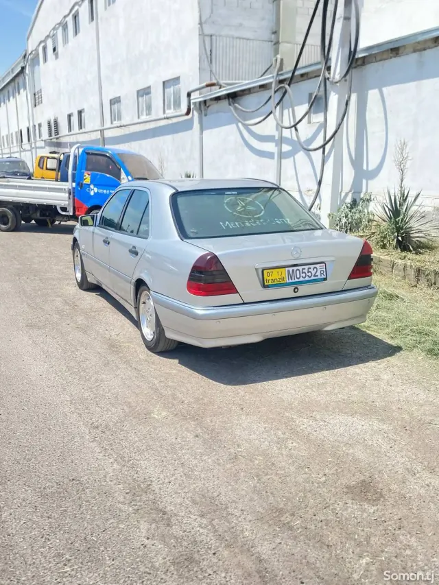 Mercedes-Benz C class 1998 · 2.4 AT