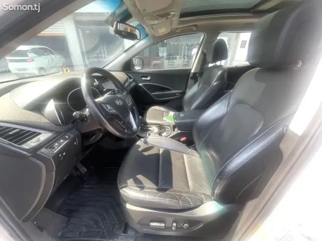 Hyundai Santa Fe 2015 · 2.0 AT