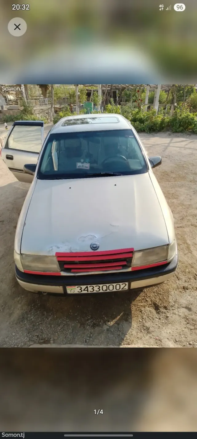 Opel Vectra A 1991 · 1.8 MT