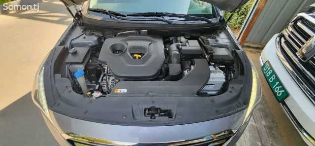 Hyundai Sonata 2016 · 2.0 AT
