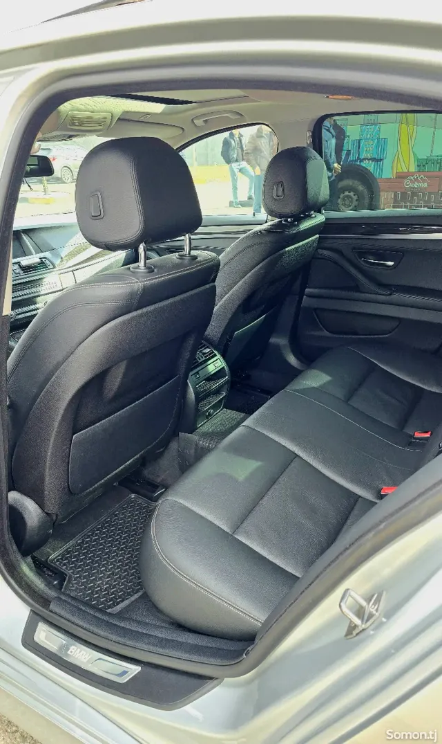 BMW 5 series 2014 · 2.0 AT