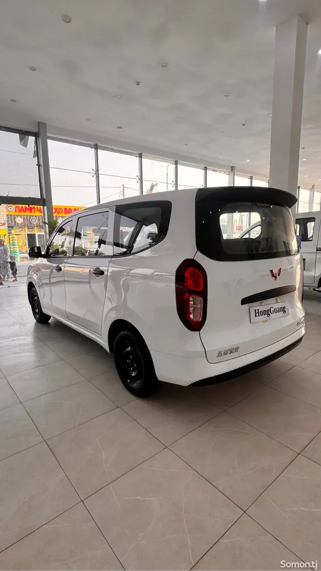 Wuling Hongguang 2024 · AT