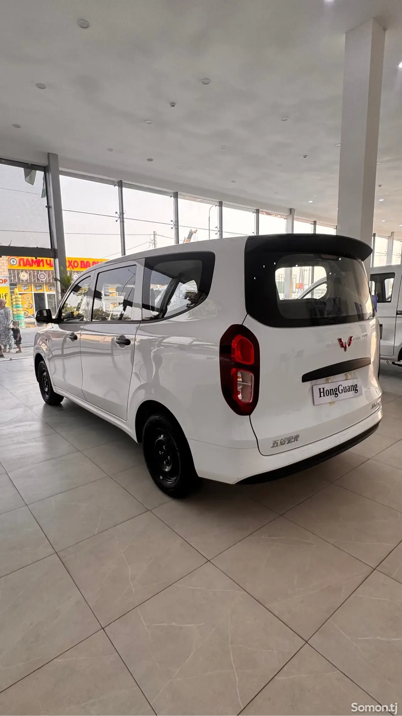 Wuling Hongguang 2024 · AT